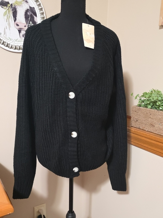 Fashion. Sweaters - Black V-Neck Button Front Knit Cardigan for Women